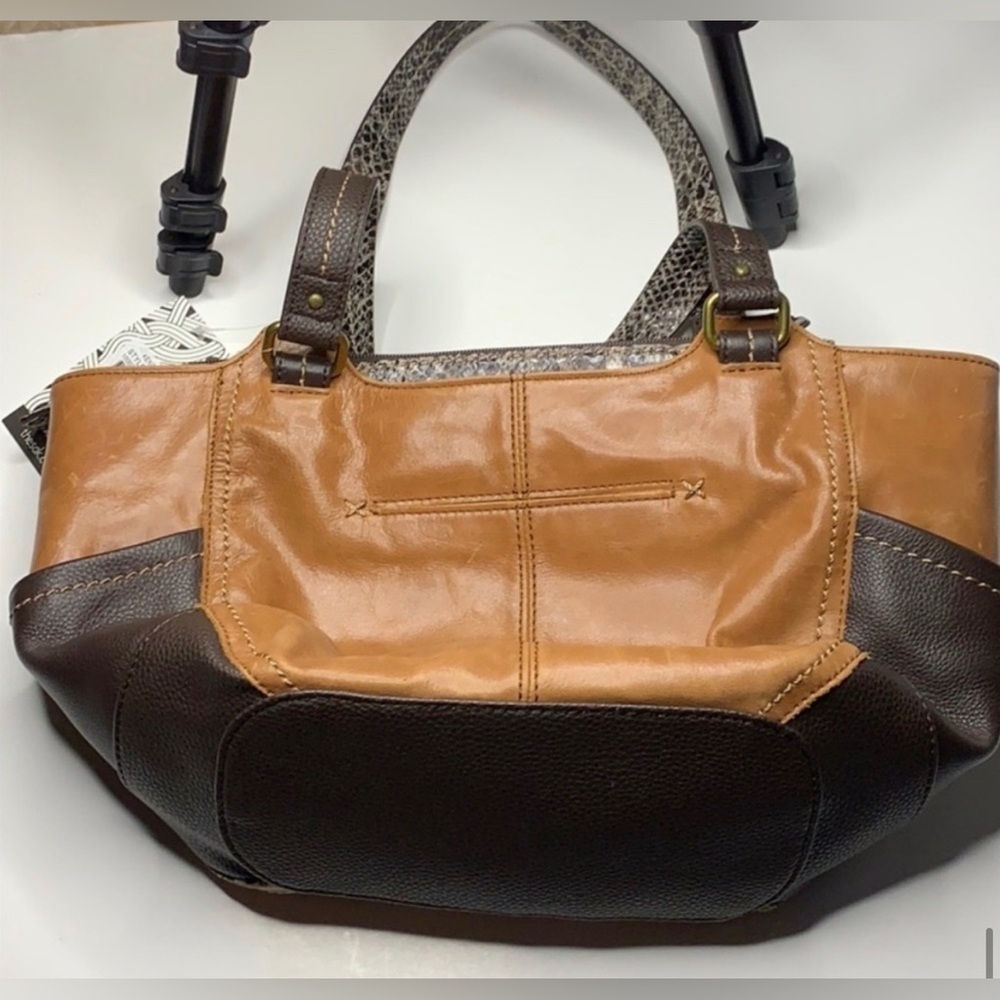 The Sak Brown and Gray Shoulder Bag with Smooth Leather Finish - Picture 4 of 4